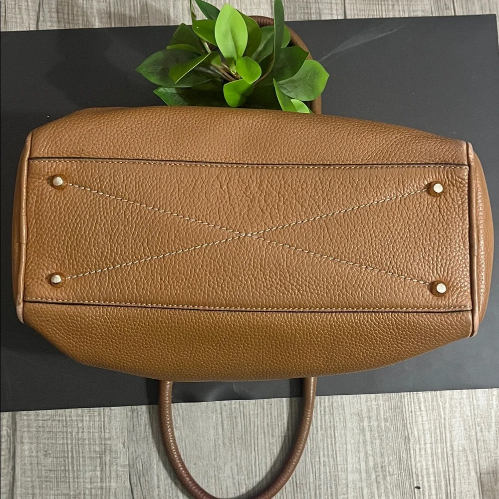 Marc Jacobs Tan Leather Satchel Bag - Picture 12 of 16